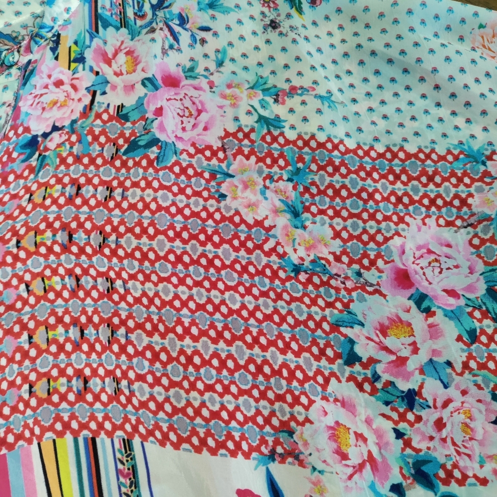 Johnny Was. MediumFloral Patchwork Blouse Pre-own… - image 11